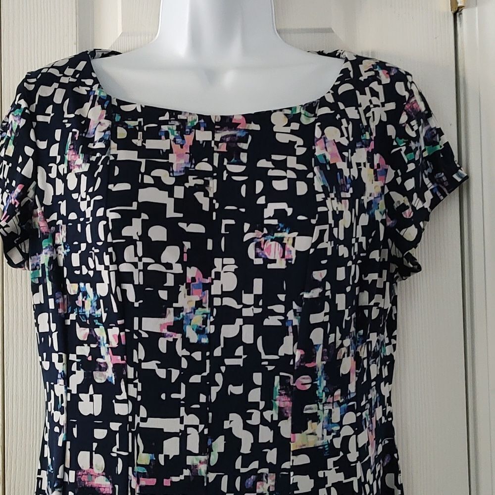 Connected Apparel navy and pastel print dress Sz 8P - Picture 3 of 5